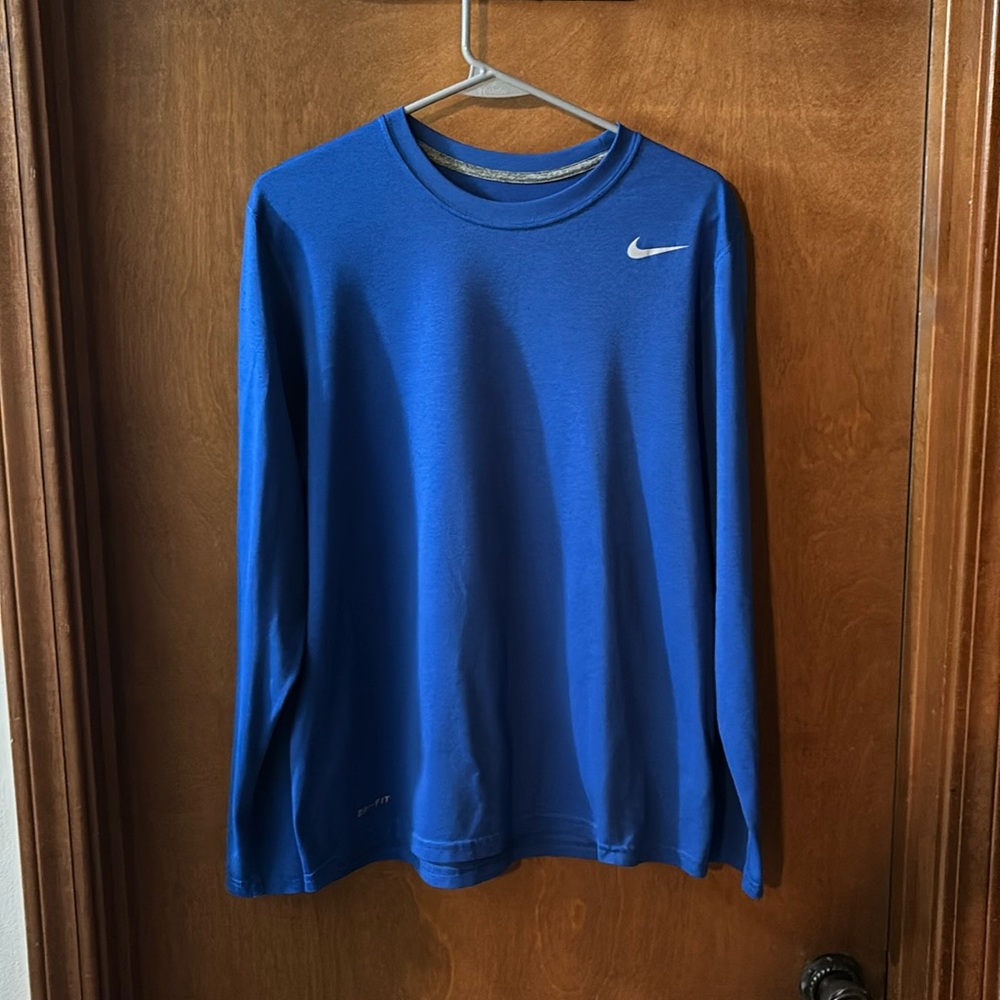 Nike Dri-Fit Long Sleeve Tee Shirt